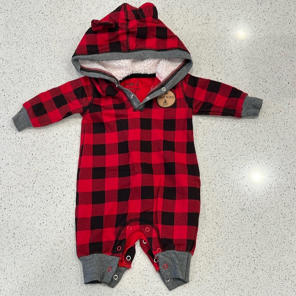 Mini heroes one piece jumpsuit with Sherpa hood. Infant size newborn.